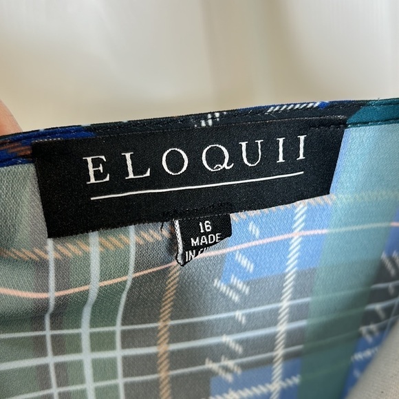 Eloquii Plus Size Wrap Tie Front Blouse Size 16 - Picture 6 of 8